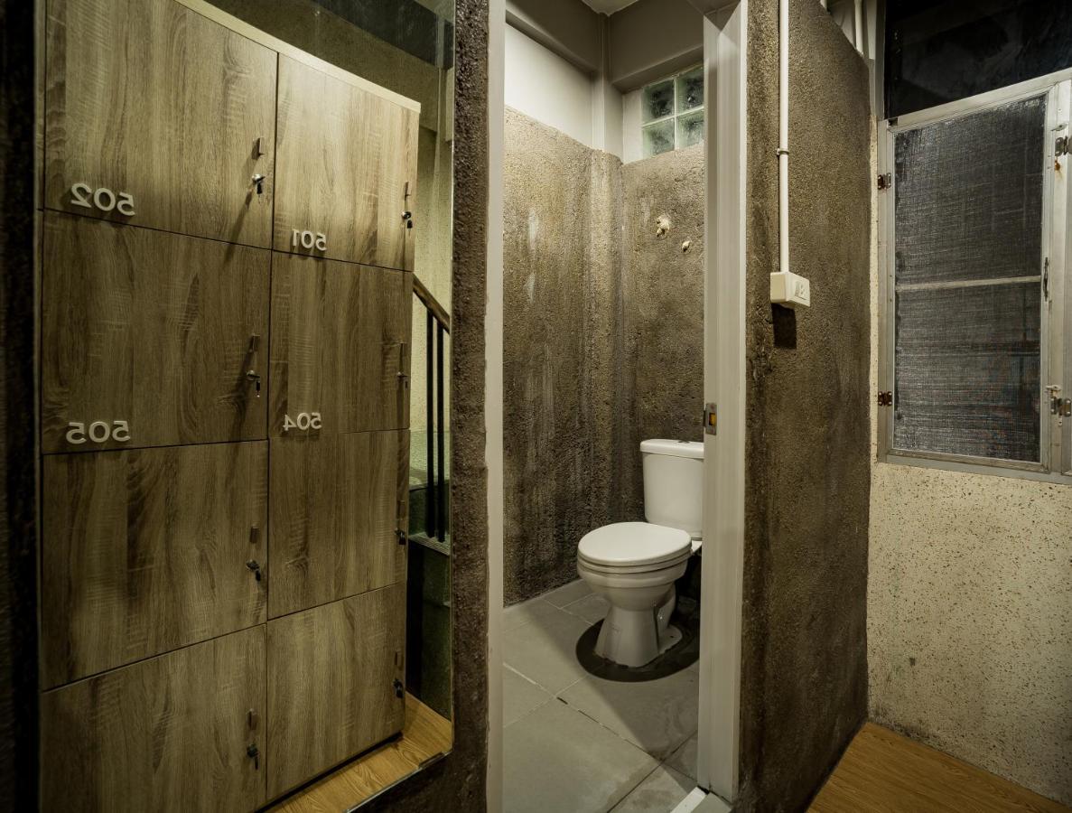 Mind Day Hostel Khaosan Банкок Екстериор снимка