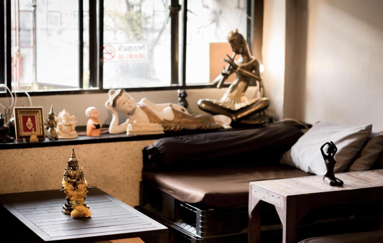 Mind Day Hostel Khaosan Банкок Екстериор снимка