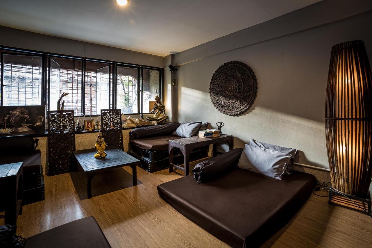 Mind Day Hostel Khaosan Банкок Екстериор снимка