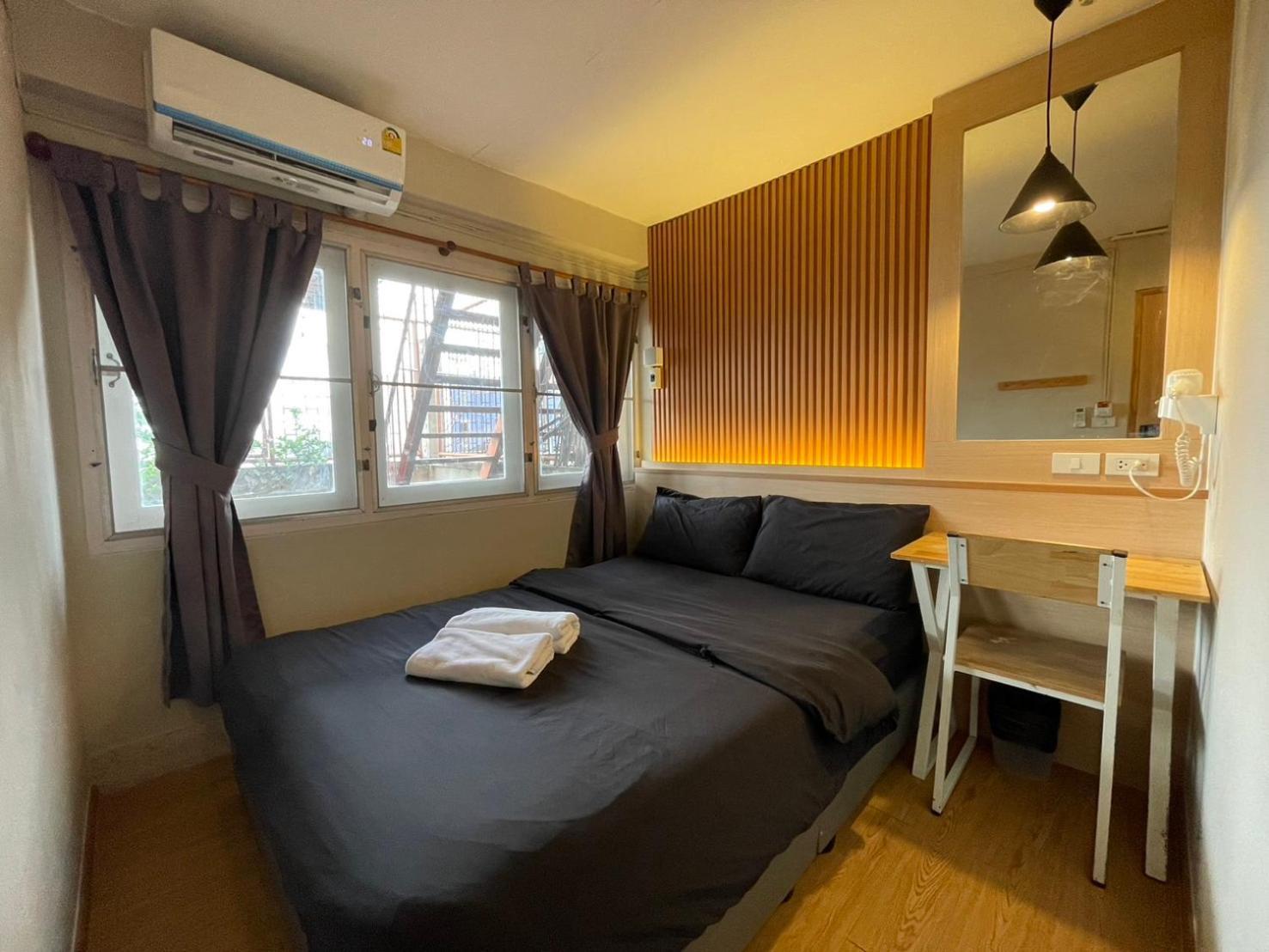 Mind Day Hostel Khaosan Банкок Екстериор снимка